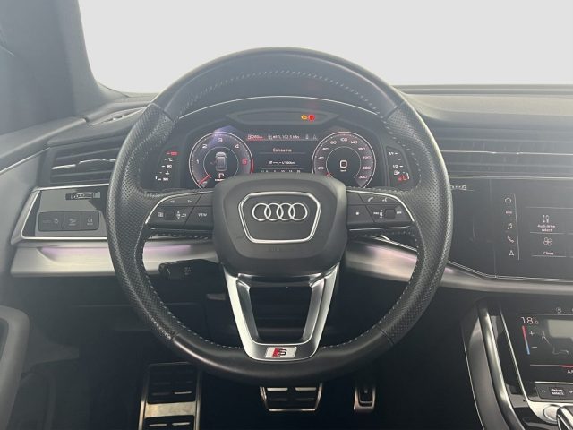 AUDI Q8 usata 11