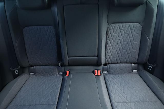 VOLKSWAGEN Golf usata, con ESP