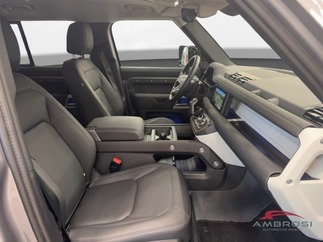 LAND ROVER Defender usata 12
