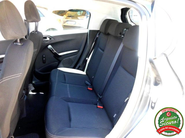 PEUGEOT 208 usata, con Climatizzatore