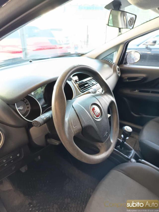 FIAT Punto usata, con Specchietti laterali elettrici