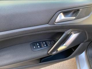PEUGEOT 308 usata, con Servosterzo