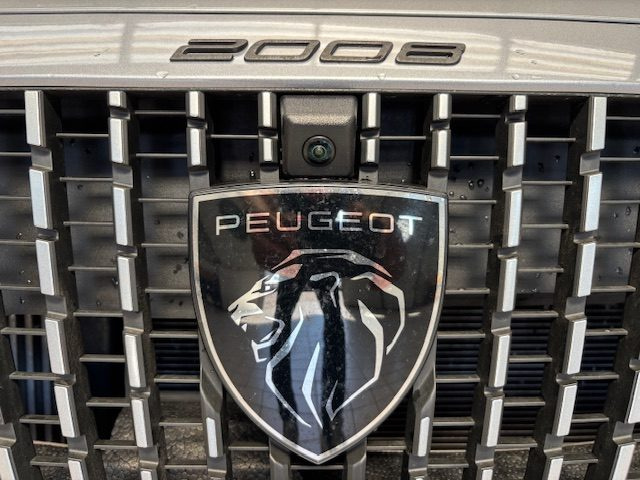 PEUGEOT 2008 usata, con Fari LED