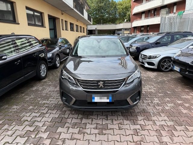 PEUGEOT 5008 usata, con Airbag