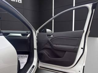 RENAULT Captur usata, con Bracciolo