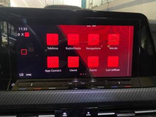 VOLKSWAGEN Golf usata, con USB