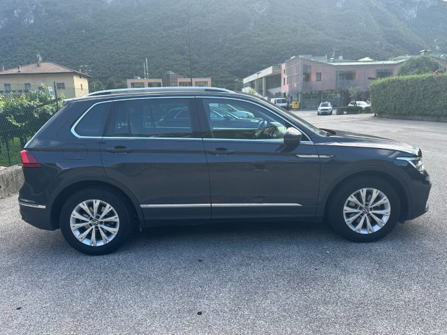 VOLKSWAGEN Tiguan usata, con Airbag Passeggero