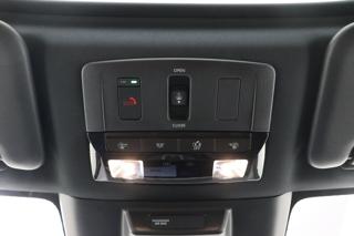 NISSAN Qashqai usata, con Sedile posteriore sdoppiato