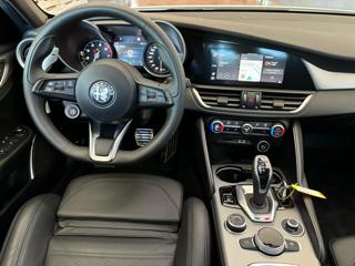 ALFA ROMEO Giulia usata, con USB