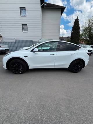 TESLA Model Y usata, con Alzacristalli elettrici