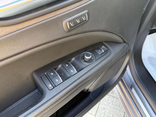 ALFA ROMEO Stelvio usata, con Regolazione elettrica sedili