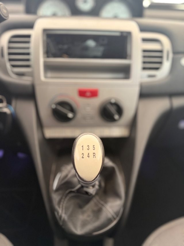 LANCIA Ypsilon usata 13