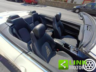MERCEDES-BENZ E 220 usata 48