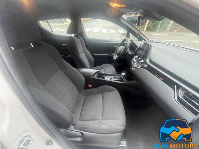 TOYOTA C-HR usata, con Specchietti laterali elettrici