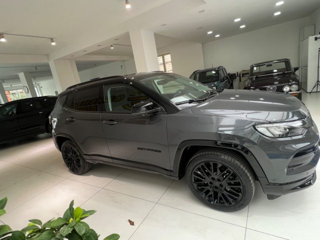 JEEP Compass usata, con Alzacristalli elettrici
