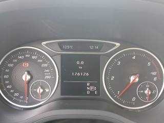 MERCEDES-BENZ B 180 usata, con Autoradio
