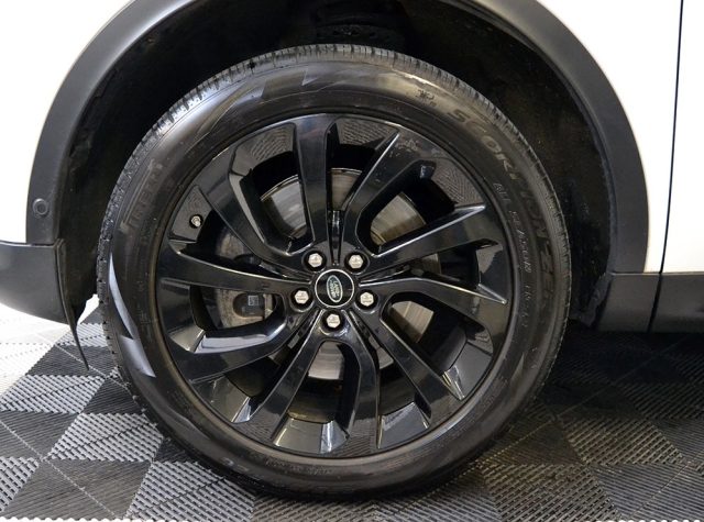 LAND ROVER Discovery Sport usata, con Touch screen