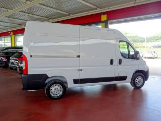 PEUGEOT Boxer usata, con Airbag