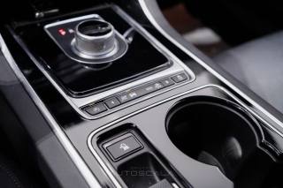 JAGUAR XE usata, con Volante multifunzione