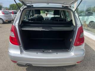 MERCEDES-BENZ A 180 usata, con Autoradio