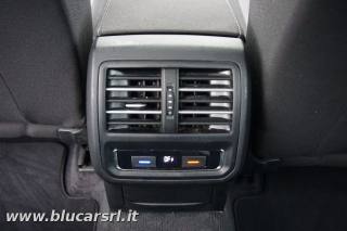 VOLKSWAGEN Passat usata, con Sensori di parcheggio posteriori