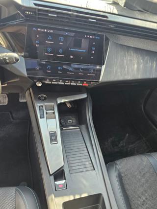 PEUGEOT 308 usata, con Park Distance Control