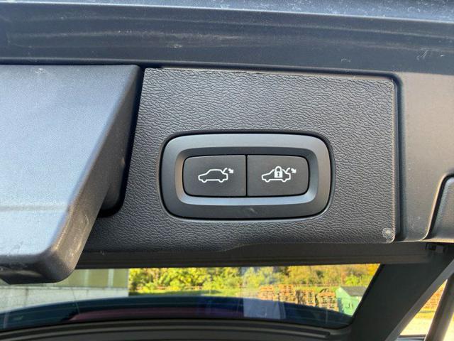 VOLVO XC60 usata, con Specchietto retrovisore con funzione antiabbagliamento