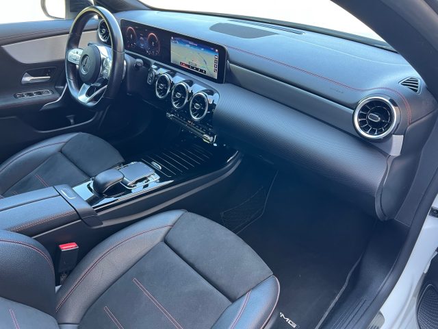 MERCEDES-BENZ CLA 200 usata, con Autoradio