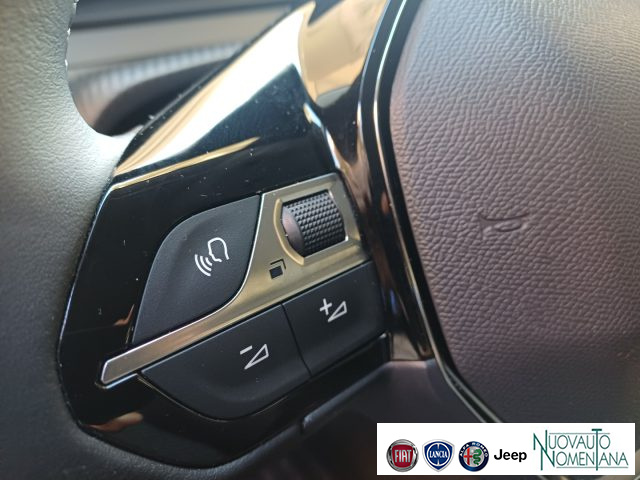 PEUGEOT 208 usata, con USB