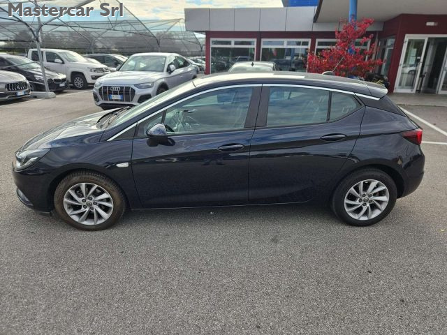 OPEL Astra usata, con Alzacristalli elettrici