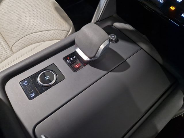 LAND ROVER Discovery usata, con Interni in pelle