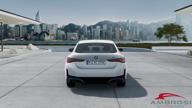 BMW i4 usata 4