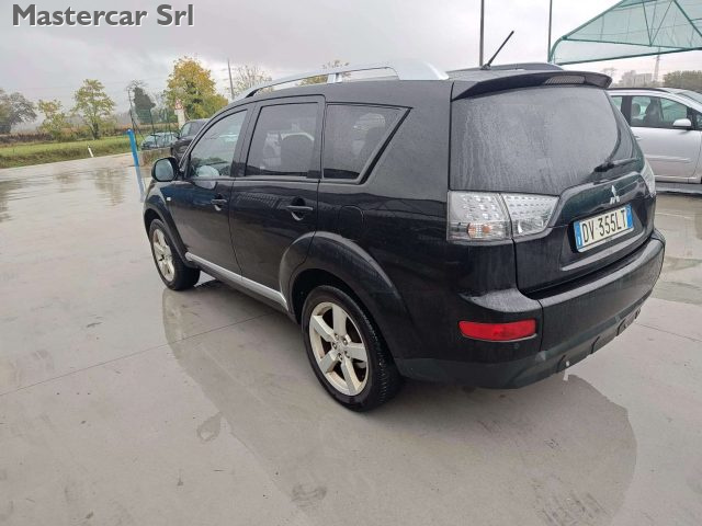 MITSUBISHI Outlander usata, con Chiusura centralizzata