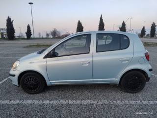 TOYOTA Yaris usata, con Lettore CD