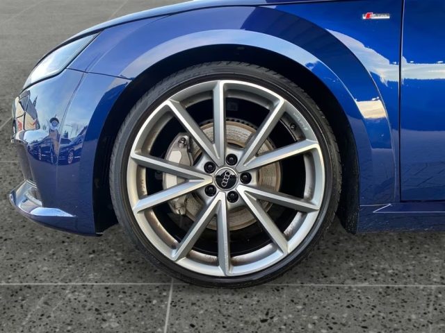 AUDI TT usata, con Autoradio