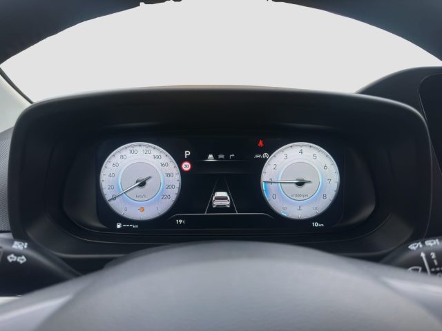 HYUNDAI Bayon usata 10