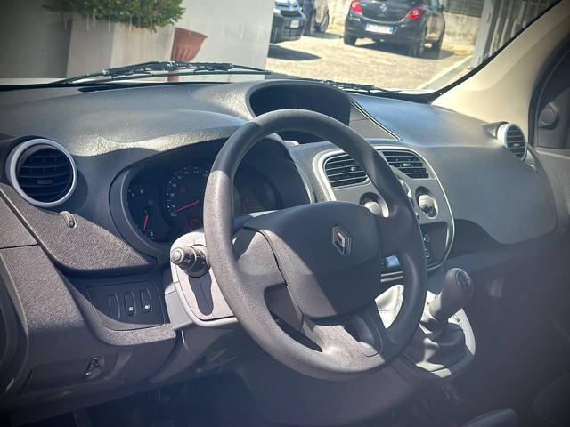 RENAULT Kangoo usata 15