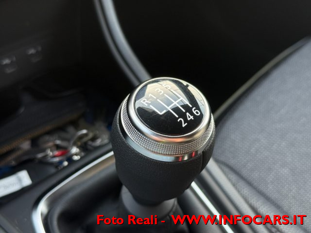 RENAULT Captur usata, con USB