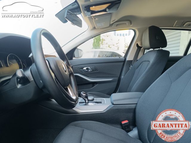 BMW 320 usata, con Fari bi-xeno