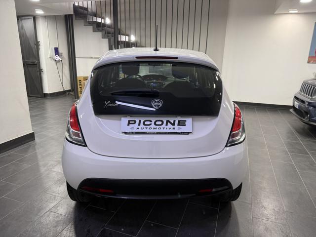 LANCIA Ypsilon usata, con Autoradio