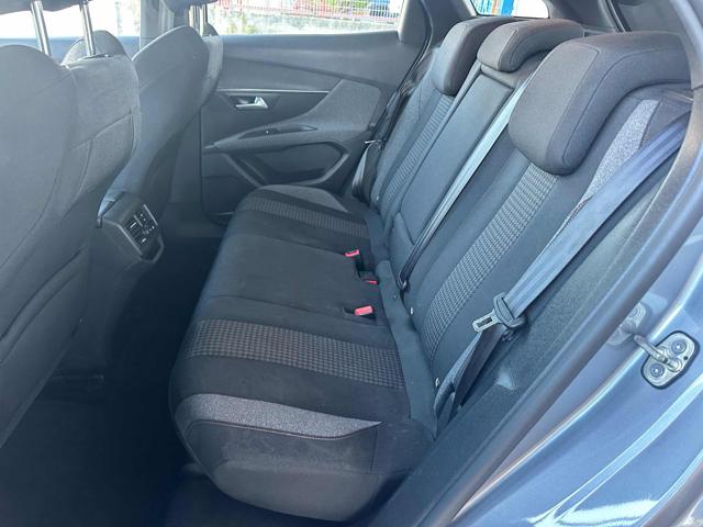 PEUGEOT 3008 usata, con Sistema di navigazione