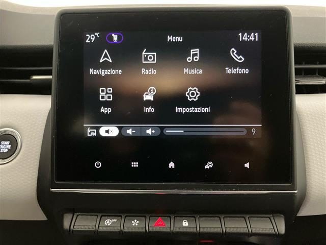 RENAULT Clio usata, con Fari LED
