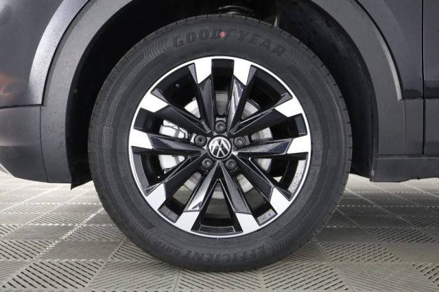 VOLKSWAGEN T-Cross usata 15