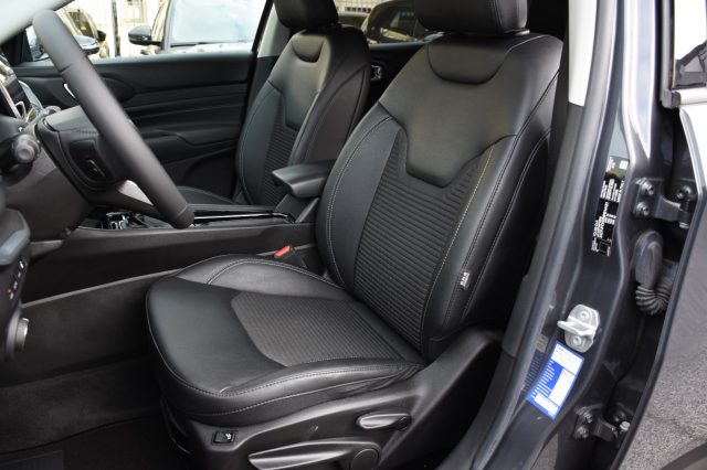 JEEP Compass usata, con Autoradio