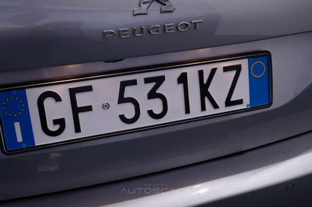 PEUGEOT 308 usata, con Android Auto