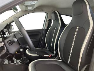 RENAULT Twingo usata 9