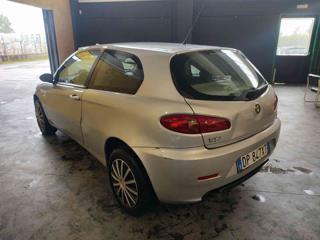 ALFA ROMEO 147 usata, con Airbag laterali