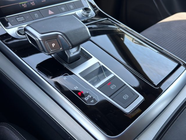 AUDI Q8 usata, con Fari LED