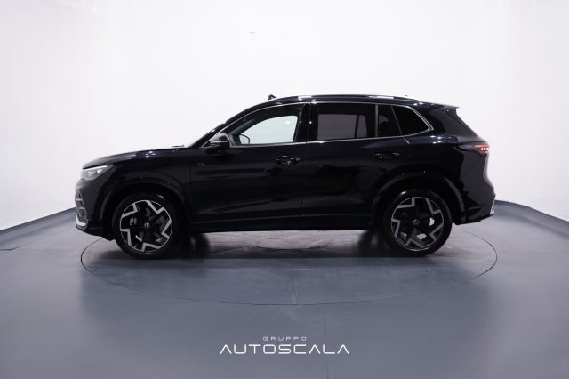 VOLKSWAGEN Tiguan usata, con Airbag laterali