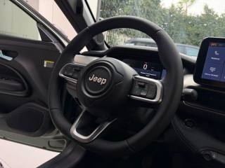 JEEP Avenger usata, con Sensori di parcheggio anteriori